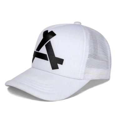 Бейсболка ALPHA с круглым белым козырьком Бейсболка ALPHA с круглым белым козырьком